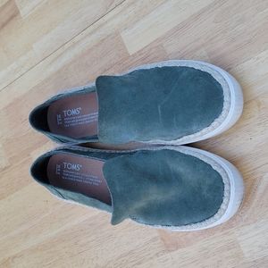 Toms Flats - women size 8.5